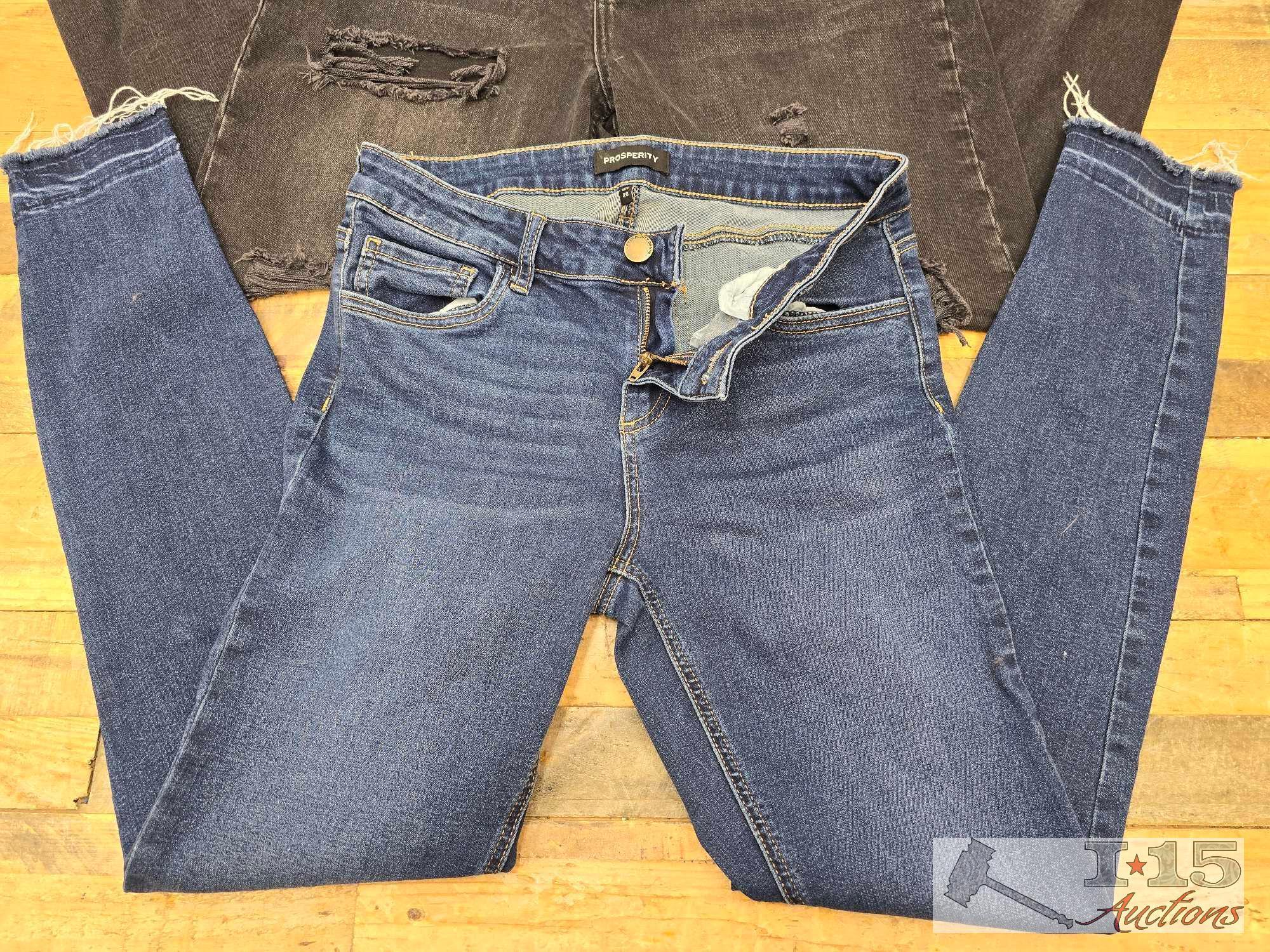 (19) High End Women's Pants