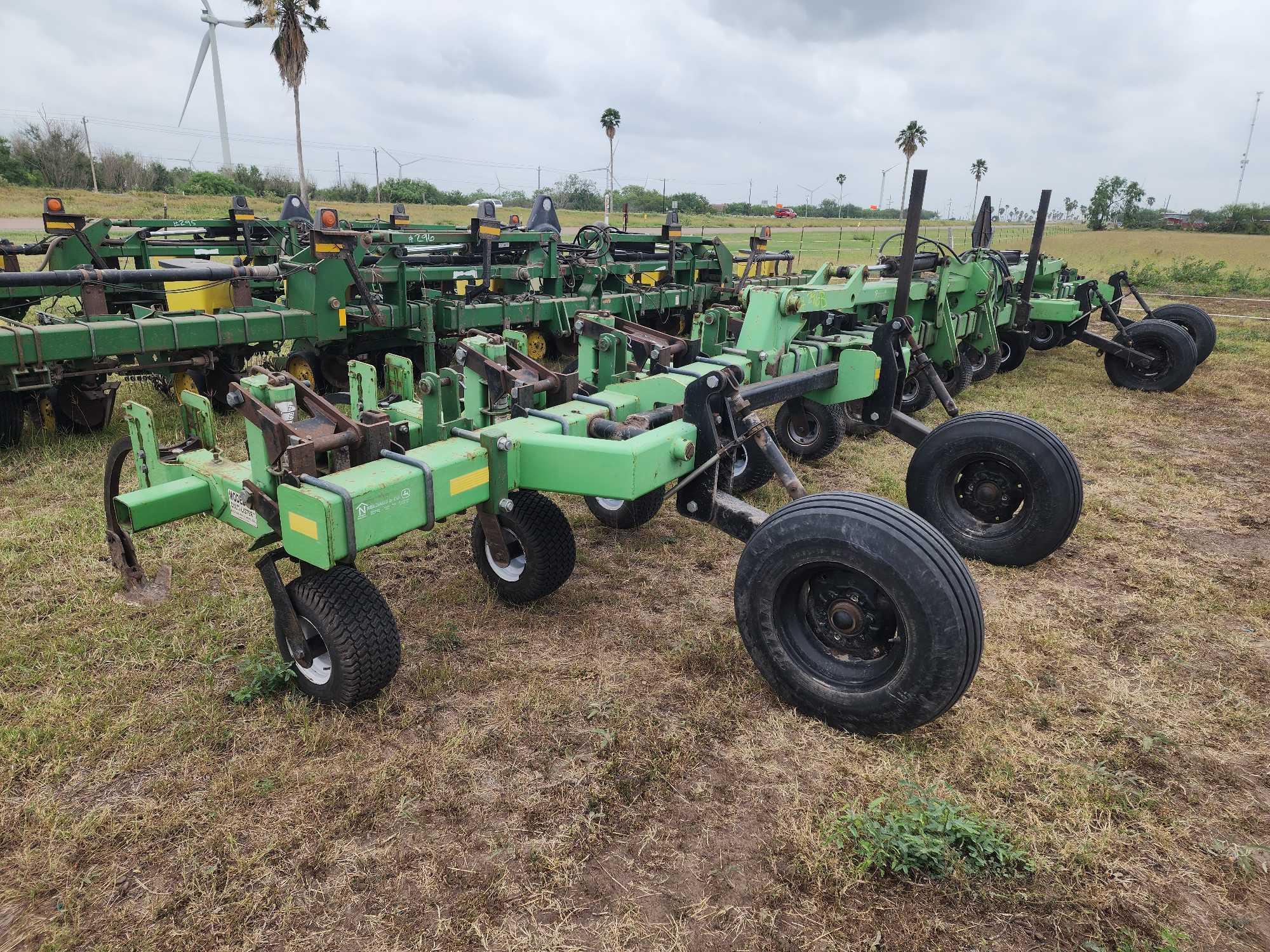 Model 888 Cultivator/Lister