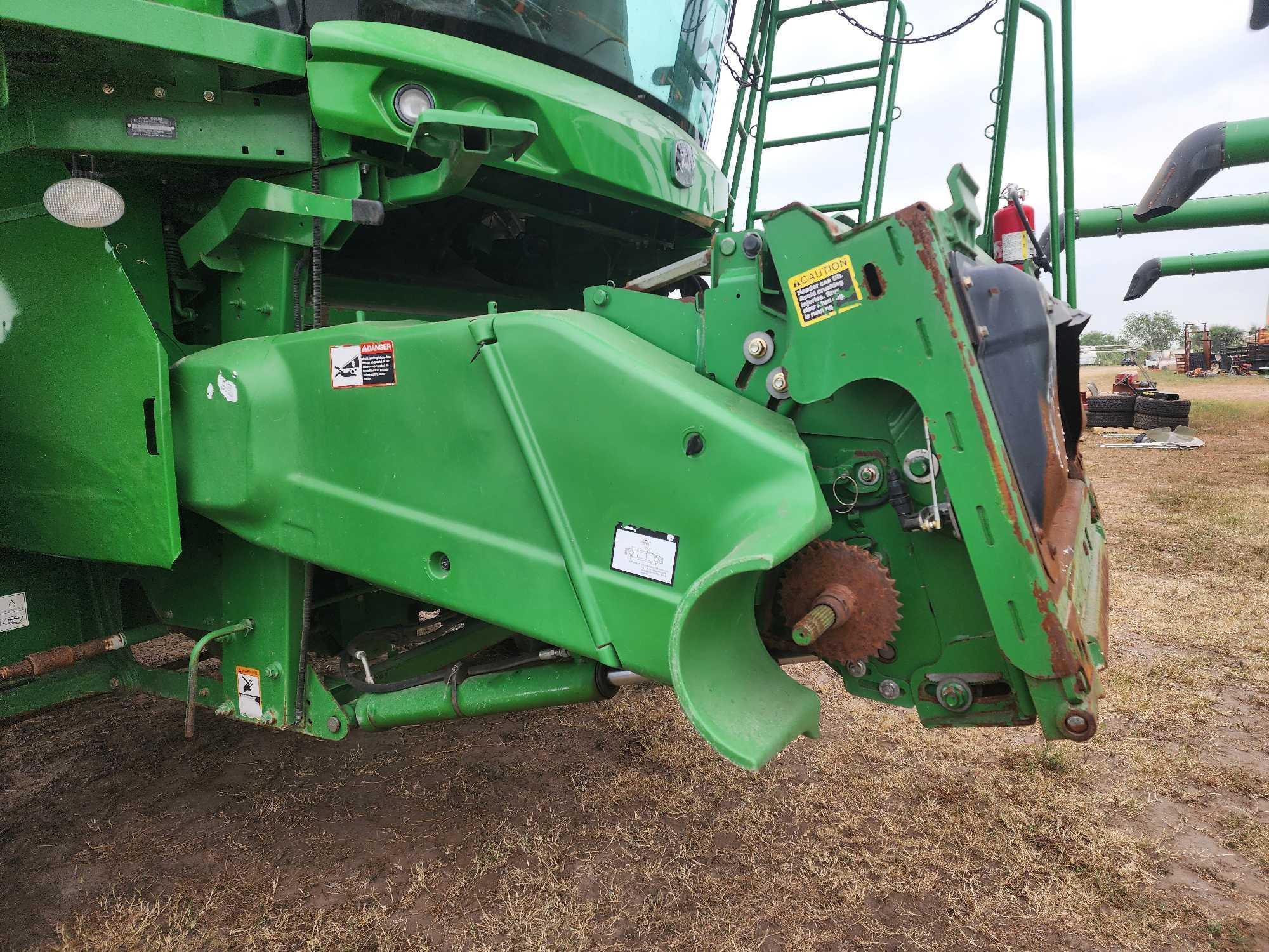 John Deere S670S STS Combine