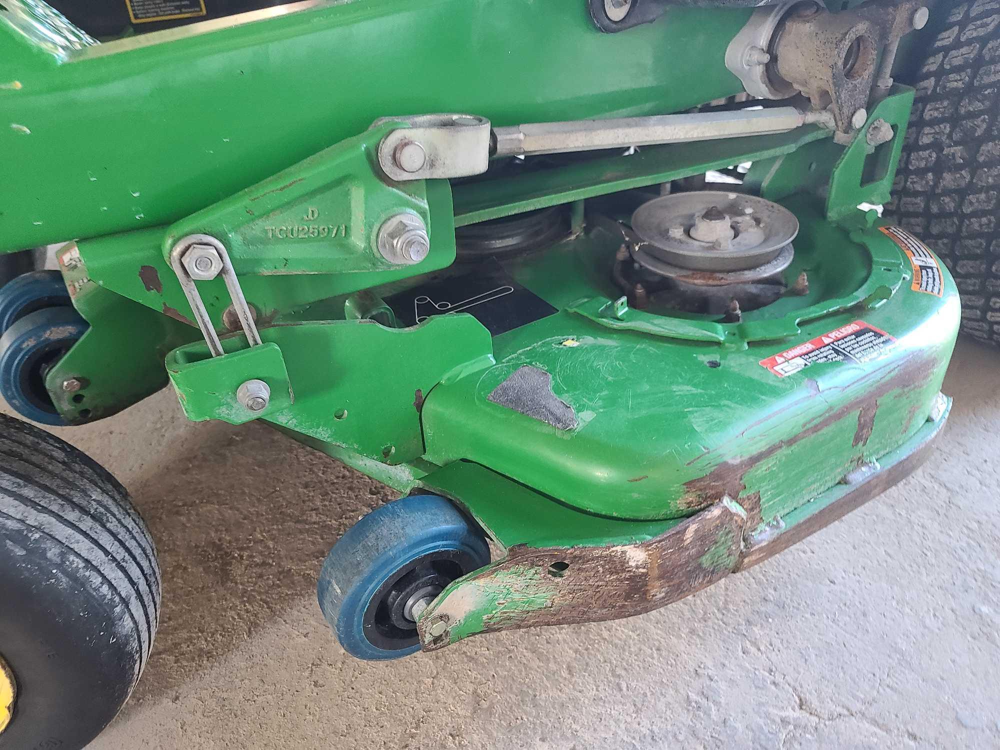 John Deere Z915B 48in. Commercial Mower