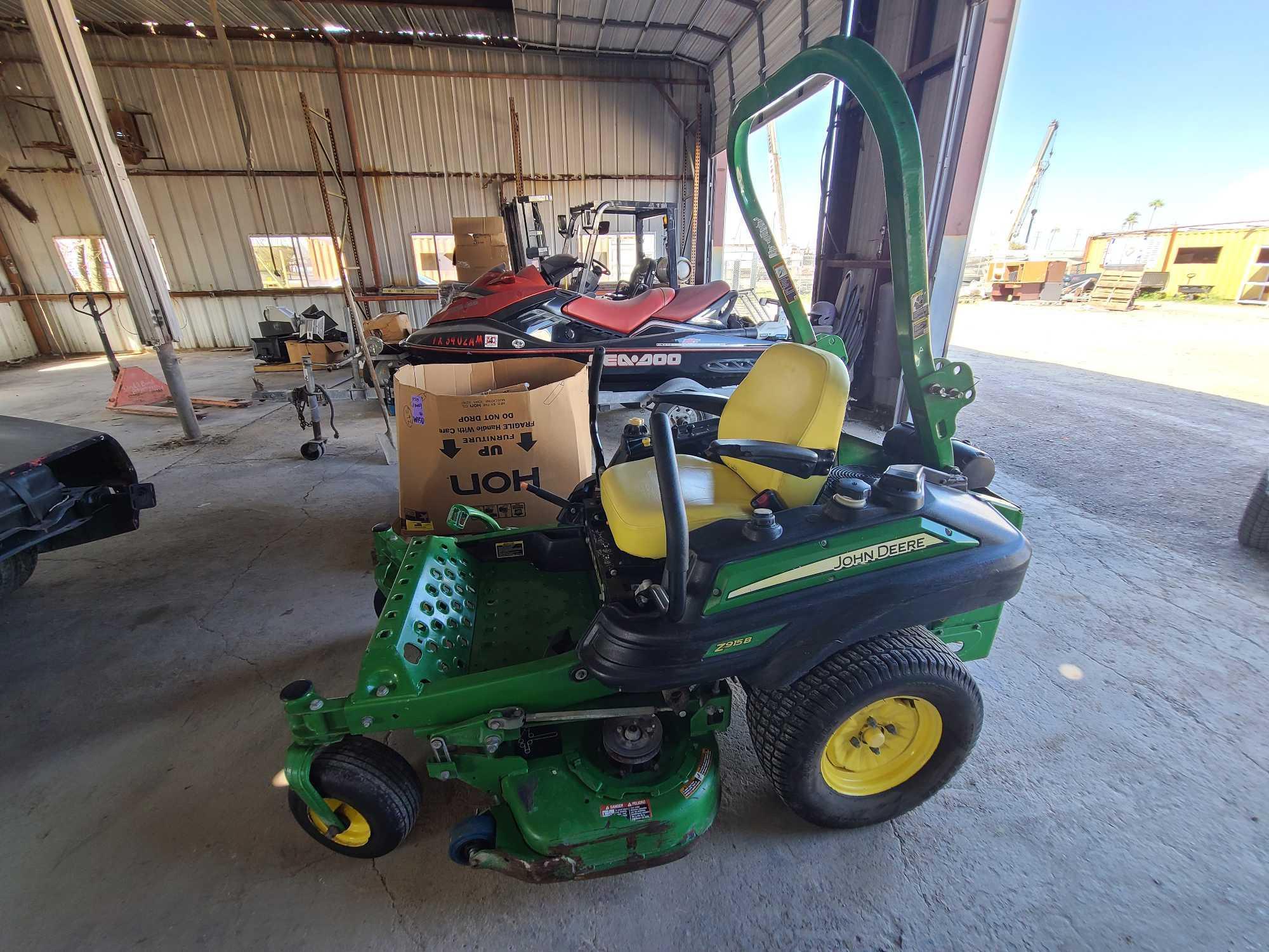 John Deere Z915B 48in. Commercial Mower