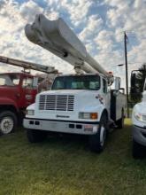 2000 International 4900 Bucket Truck