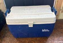Igloo Legend 48 Cooler With Handles