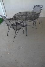 PATIO TABLE W/2 CHAIRS X1