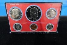 1977 U.S MINT PROOF SET