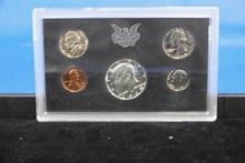 1969 U.S MINT PROOF SET (X2)