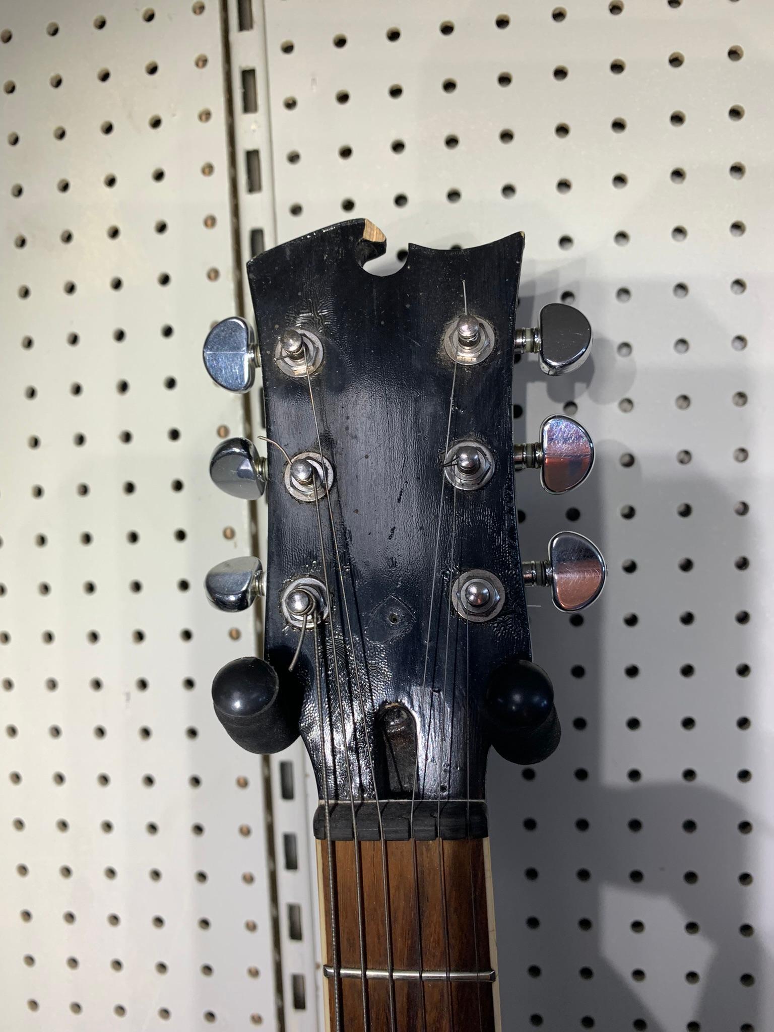 Les Paul (Headstock Broken) Electric Guitar