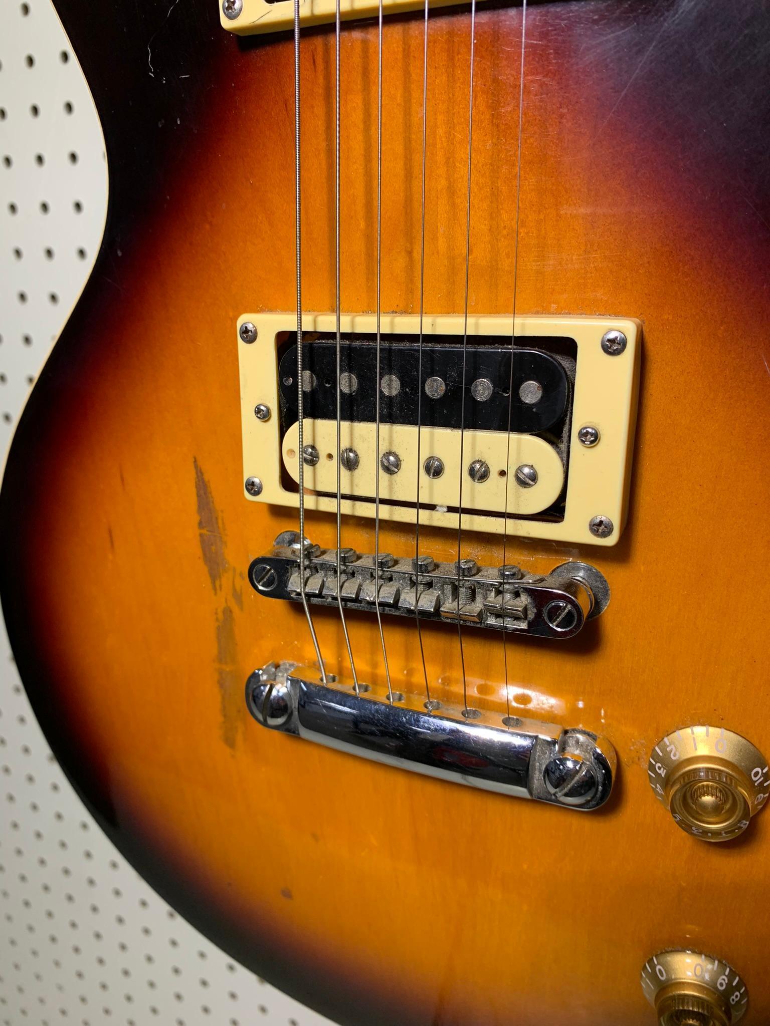 Les Paul (Headstock Broken) Electric Guitar