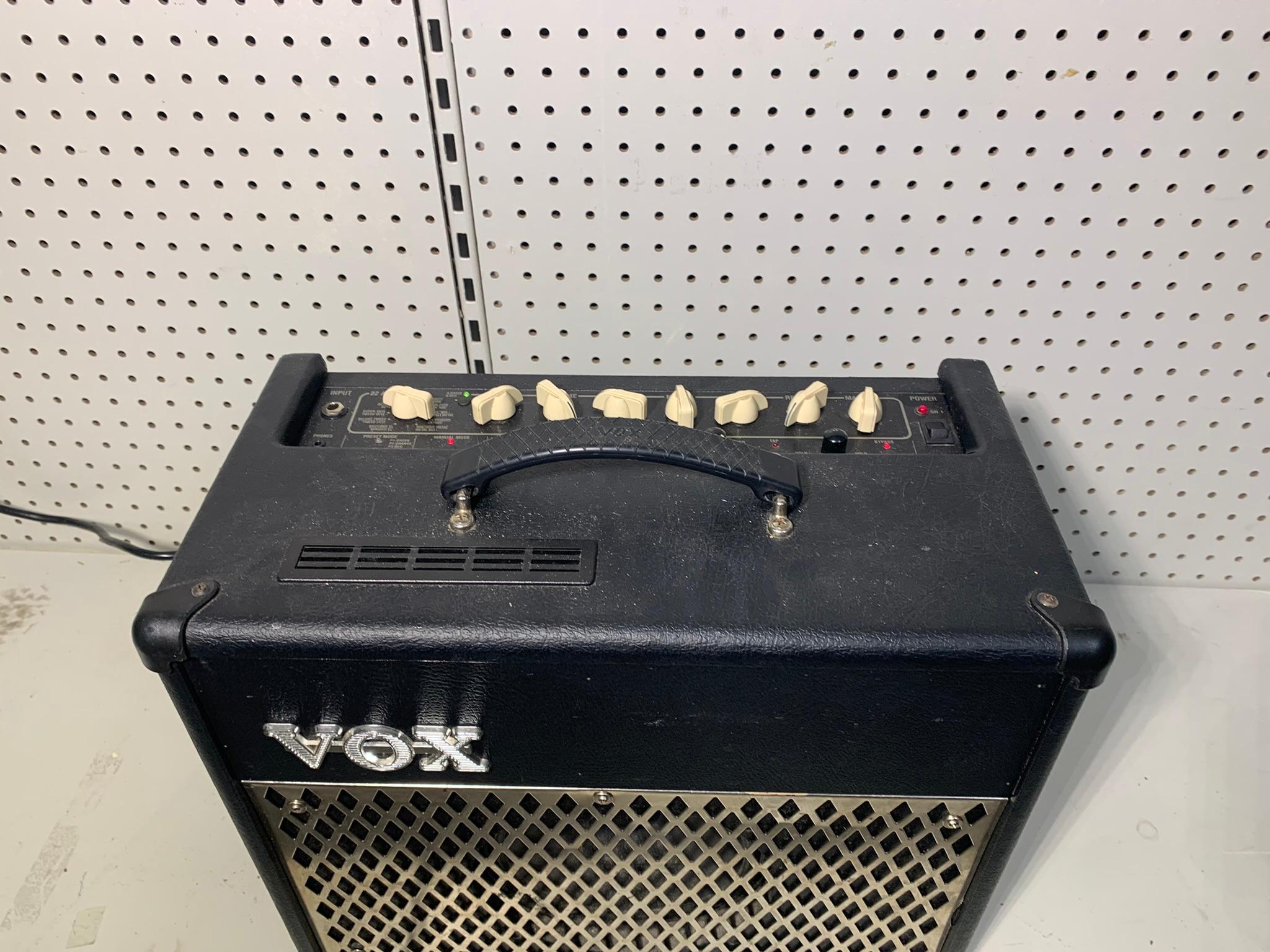 VOX VT15 Amp
