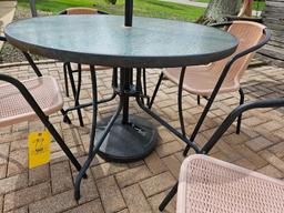 Outdoor Patio Table w/ 4 Chairs & Umbrella