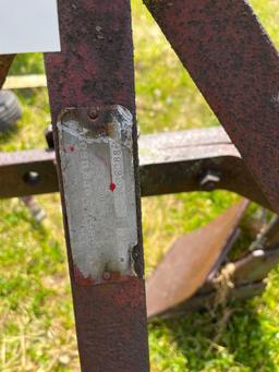 Massey Ferguson 62 3 bottom plow