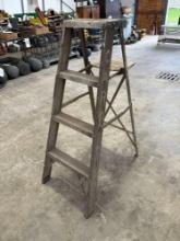 Aluminum Step Ladder