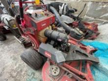 CLEVELAND OHIO / Toro Grandstand multi force ride on mower