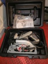Porter Cable circular saw with case