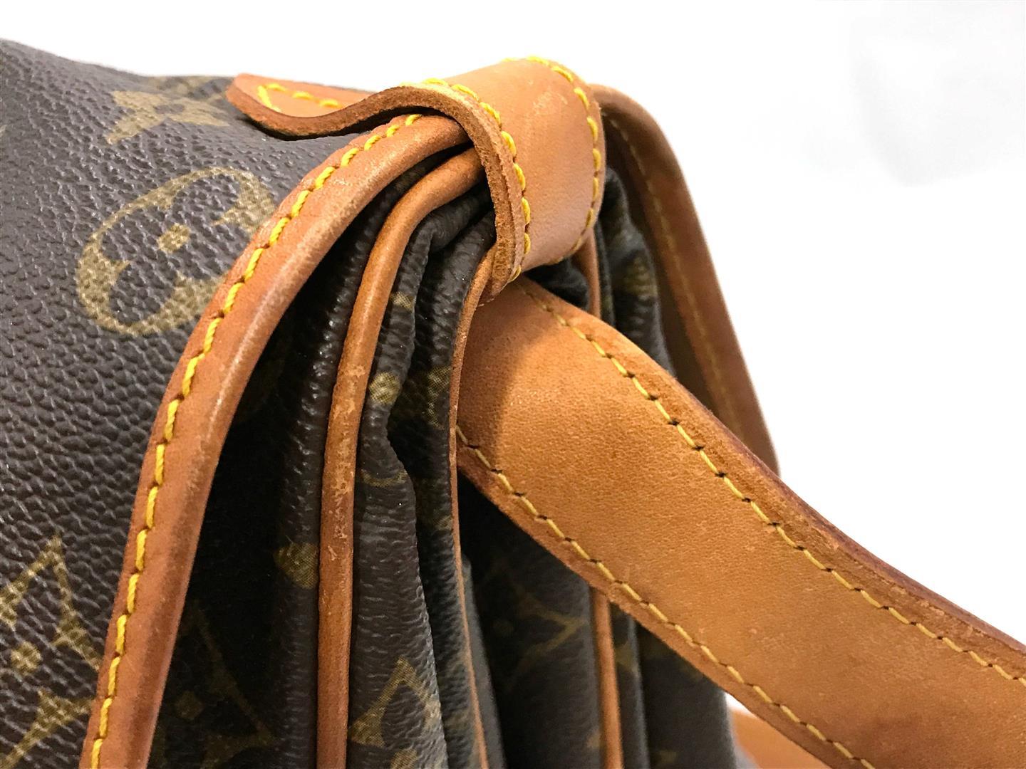 Louis Vuitton Monogram Saumur 35