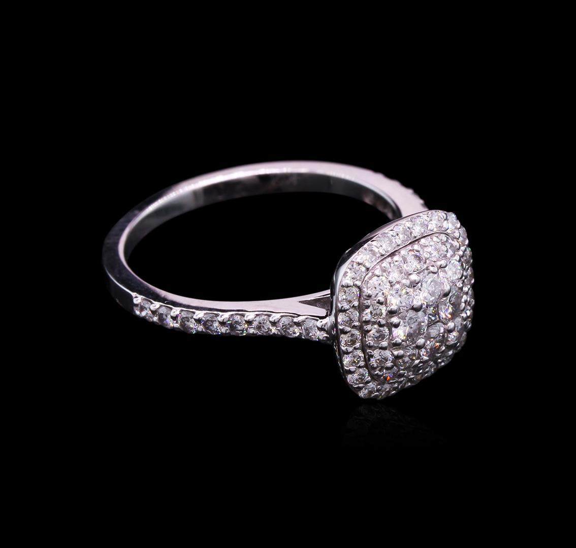 0.88 ctw Diamond Ring - 14KT White Gold