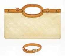 Louis Vuitton Beige Vernis Leather Roxbury Drive Handbag