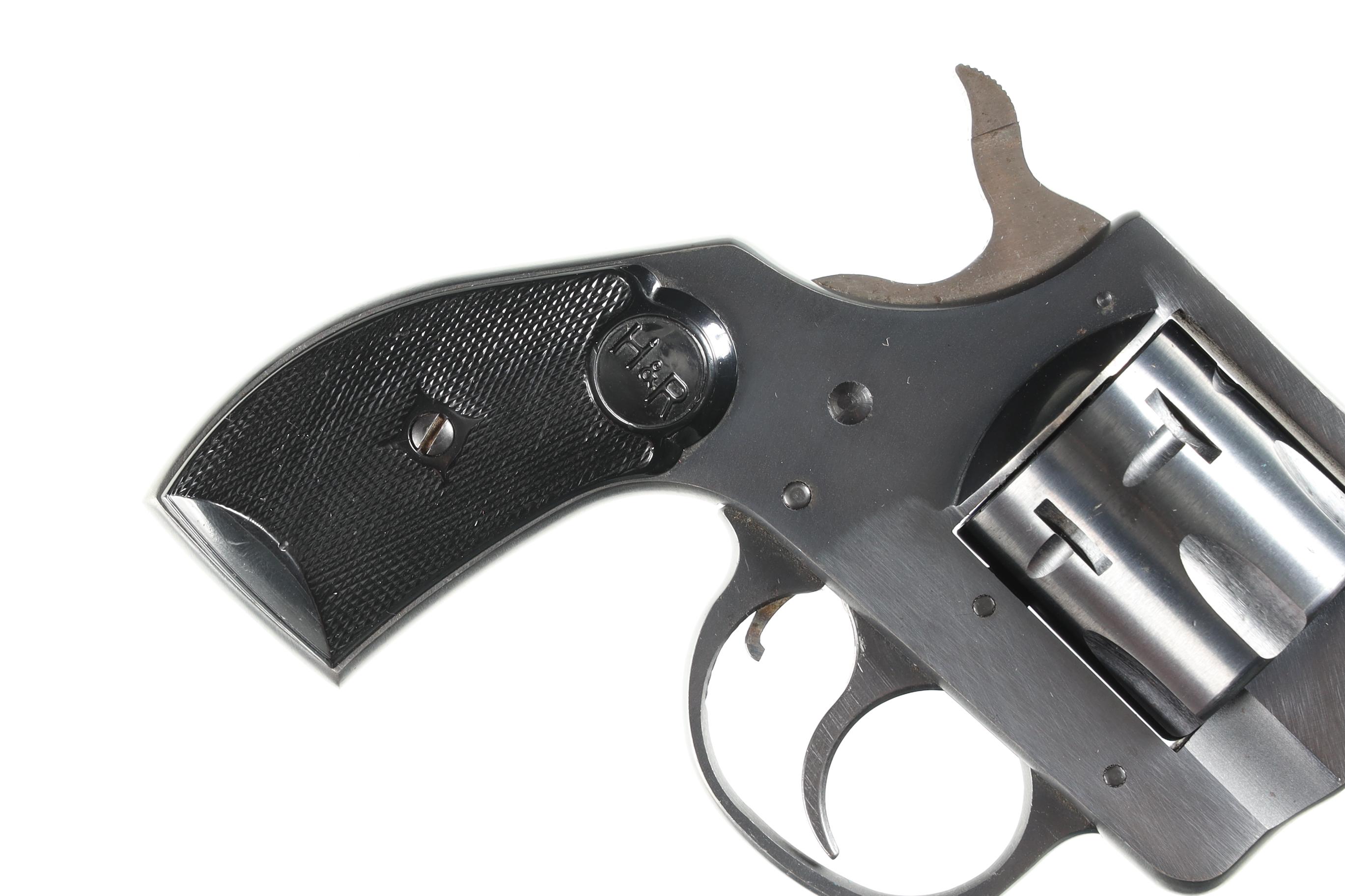 H&R 732 Revolver .32 S&W