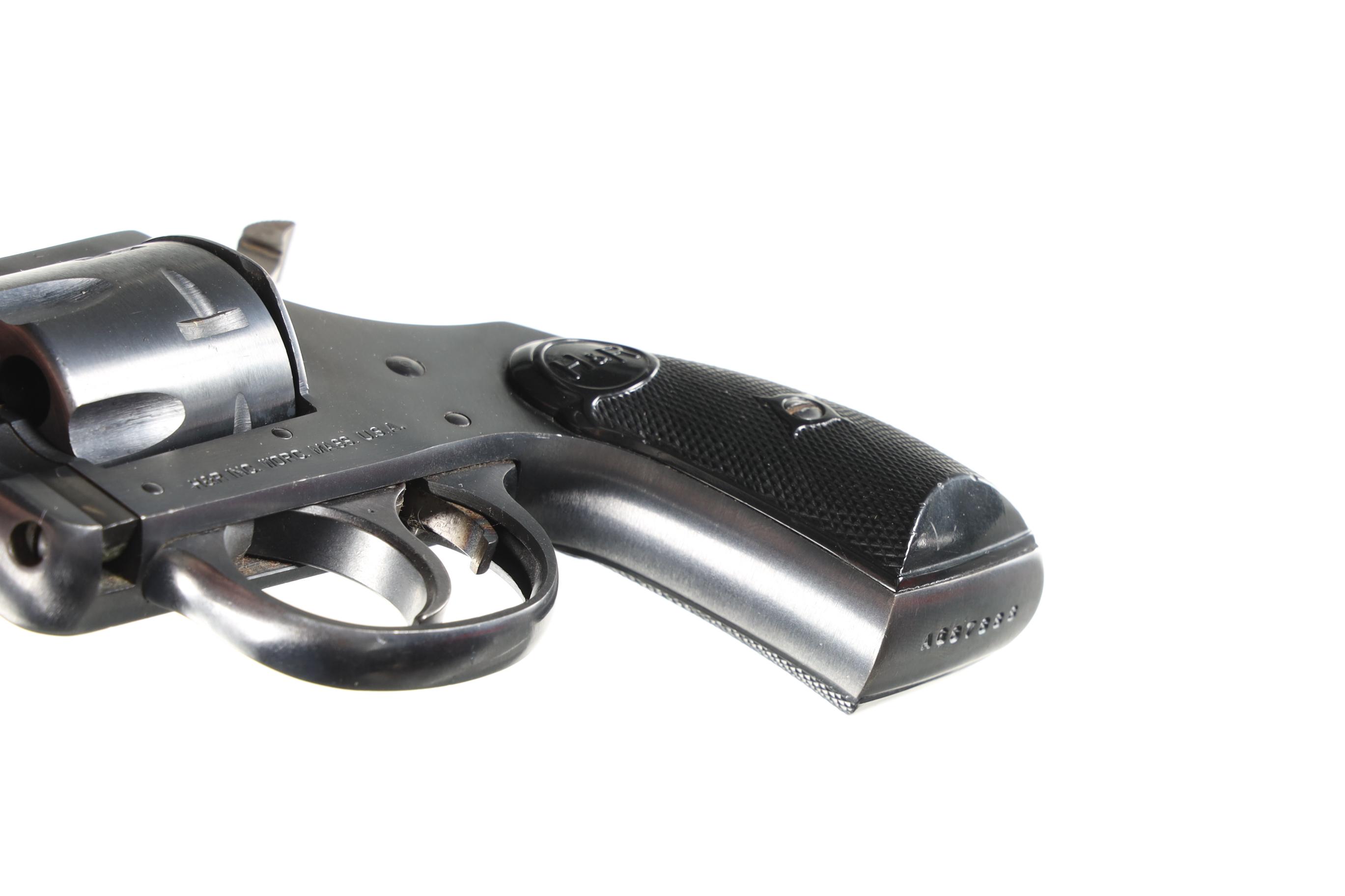 H&R 732 Revolver .32 S&W