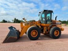 2011 Case 521E XR wheel loader, cab w/AC, 20.5x25 tires, ACS quick coupler bucket, Ride Control,