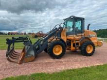 2001 Case 521DXT wheel loader, cab w/AC, 17.5x25 tires, 4-spd powershift trans, ACS quick coupler,