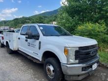 2017 F350 4x4 Dual Rear Wheels Service Truck