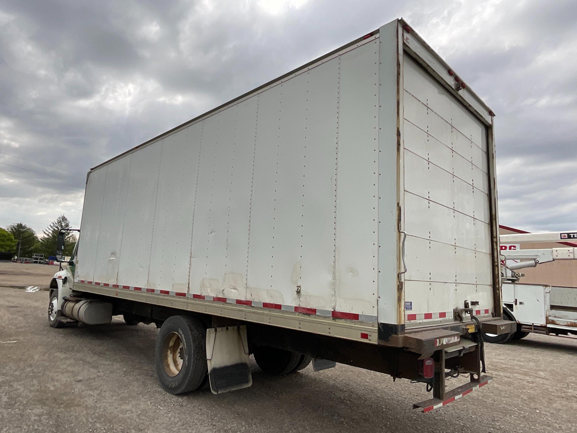 2015 International 4300 Box Truck