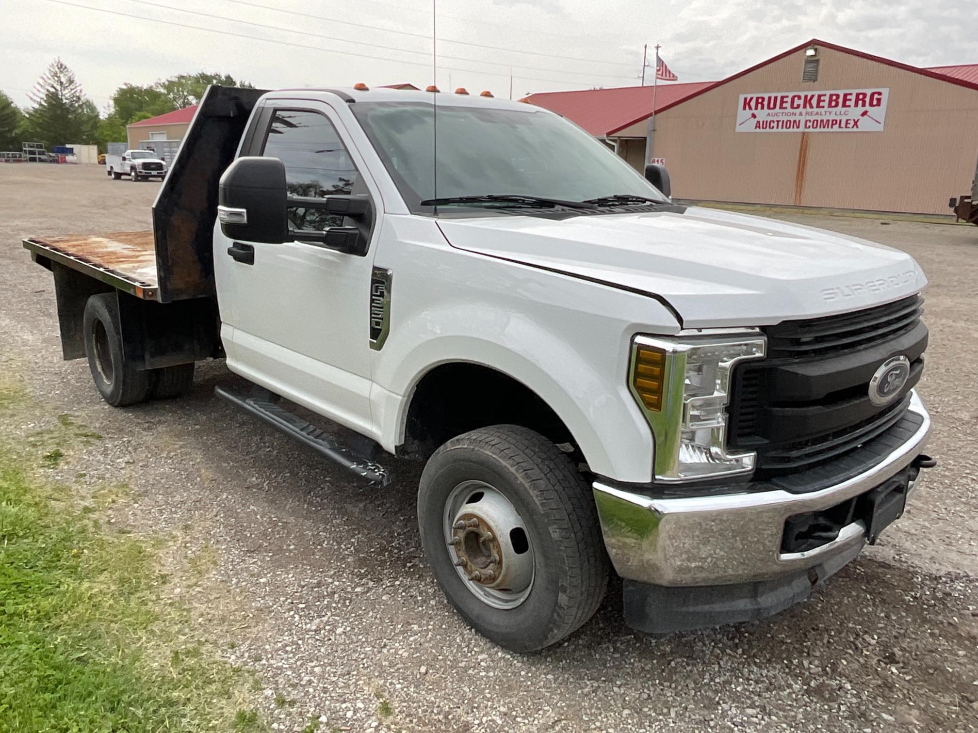 2018 Ford F350 Flatbed