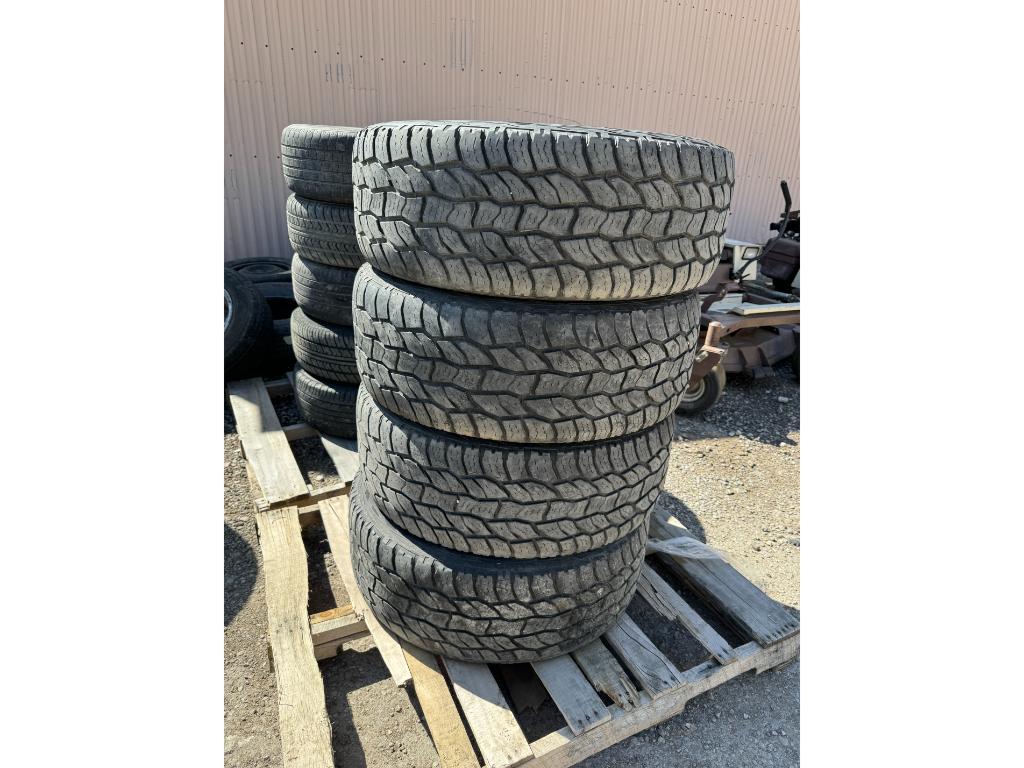 4 Discover Cooper 275/55R20 Tires