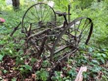 ANTIQUE HAY TEDDER