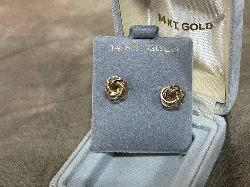 14 K Gold Pair Earrings