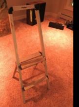 Aluminum 2-Rung Step Ladder