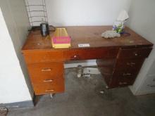 4FT ANTIQUE WOODEN DESK