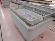 5FT KYSOR LD13-5 REMOTE SPOT MERCHANDISER - RESKINNED 2017