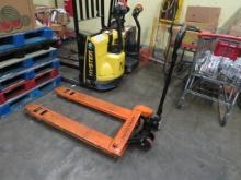 TOYOTA PALLET JACK