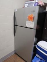 FRIGIDAIRE REFRIGERATOR