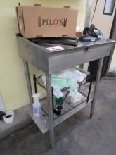 S/STEEL RECEIVING DESK