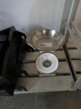 ACCU-WEIGH 30LB SCALE