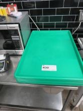 GREEN PLASTIC TRAYS - 18X26