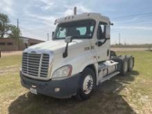 2014 FREIGHTLINER CASCADIA TANDEM AXLE DAY CAB TRUCK TRACTOR VIN: 3AKJGED64ESFV2697