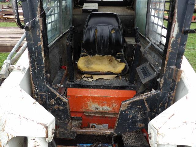 Scat Trak 1700CX Skid Steer Loader, Enclosed Cab w/ Heat Missing Door, 12-1