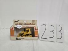 Ertl Mighty Movers IH crawler TD #1851  1/64 scale box in fair condition