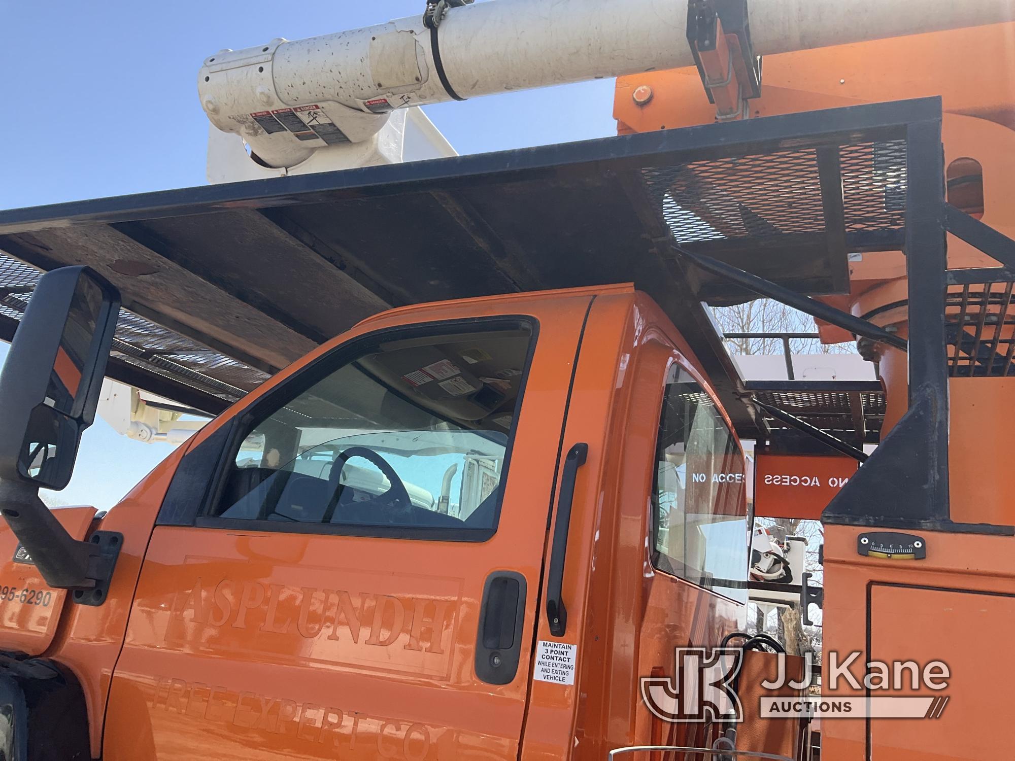 (Kansas City, MO) Altec LRV55, Over-Center Bucket Truck mounted behind cab on 2006 GMC C7500 Chipper