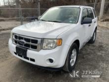 2009 Ford Escape 4-Door Sport Utility Vehicle Runs & Moves, Check Engine Light On, Body & Rust Damag