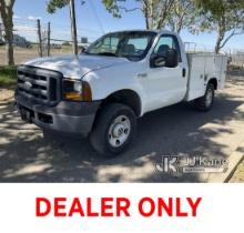 2007 Ford F250 4x4 Service Truck Run & Moves) (Worn Front Tires