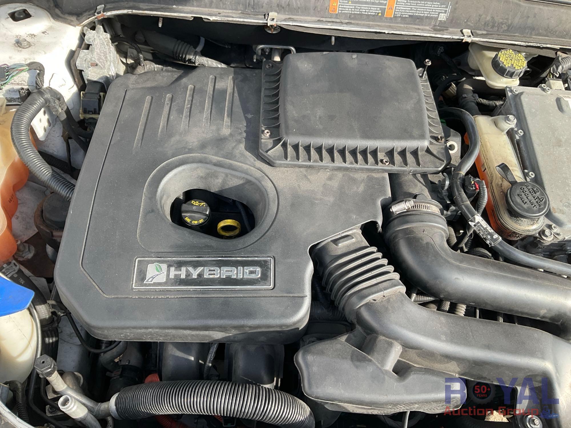 2015 Ford Fusion Hybrid Sedan