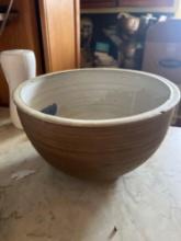 12 in pottery bowl - kitchen