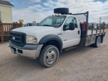 2006 Ford F450 Super Duty XL   Regular Cab/Chassis