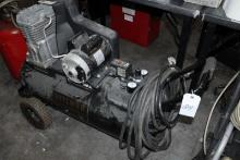 Craftsman 150PSI 1.9 horse power 25 gallon Air Compressor