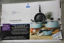 7-Piece Mainstays Cookware Set New in Original Box
